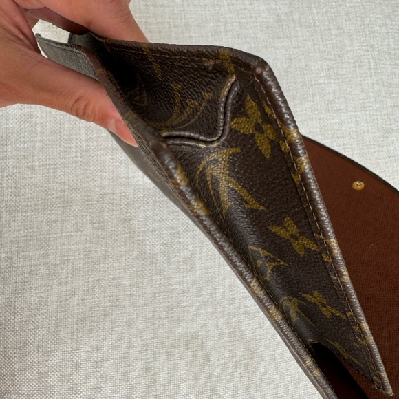 Louis Vuitton clutch bag - Picture 10 of 12